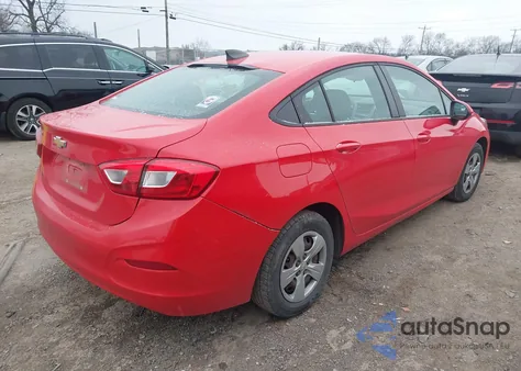 2018 Chevrolet Cruze Ls z USA, uszkodzony, nr VIN 1G1BC5SM1J7243394